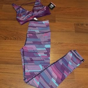 New Victoria Sport Knockout Leggings & Bra (M)